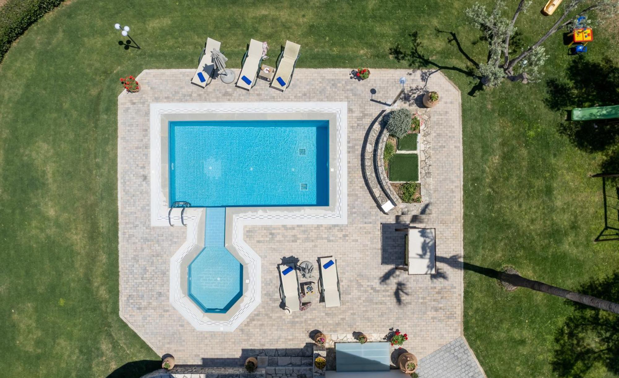 Villa Elisabeth Perama  Exterior photo
